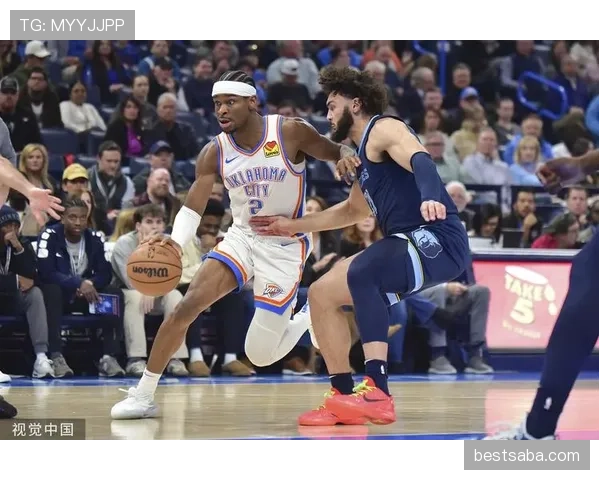 特伦特·亚历山大-阿诺德对位维尼修斯：边路防守考验